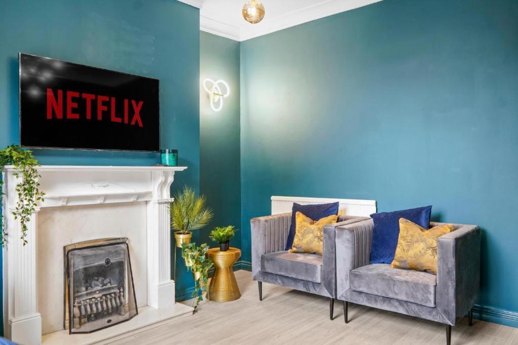 Deluxe 5 Bed In Central Whitby - Parking - Hot Tub Экстерьер фото